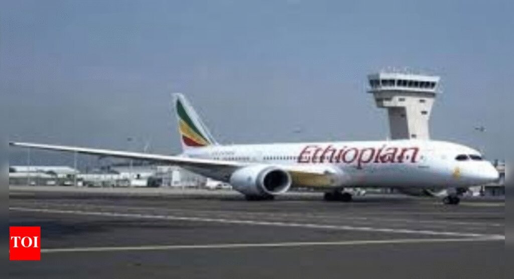 Ethiopian Airlines B787 Dreamliner suffers mid-air depressurisation; 7 fall ill on Mumbai-bound flight, 1 hospitalised after emergency landing at CSMIA | Mumbai News