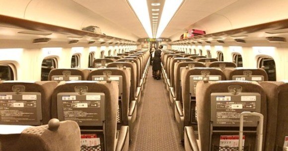 Japan Railways to test weak air conditioning in some Shinkansen cars this summer