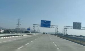 Road Trip alert: NHAI's Rajmarg Yatra app will soon show travellers routes with lowest toll