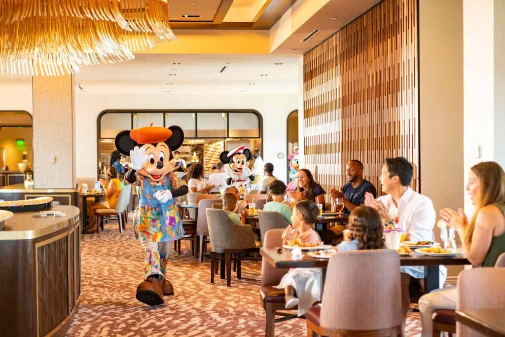 Disney Launches New Features to Reserve the Theme Parks' Restaurants