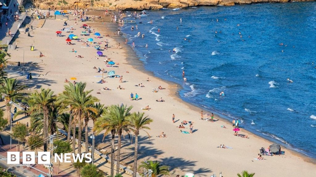 British brothers, aged 11 and 13, drown off Spanish beach