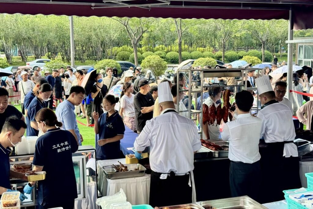 China's high-end hotels set up makeshift food stalls, slash prices as Chinese consumers cut down on spending