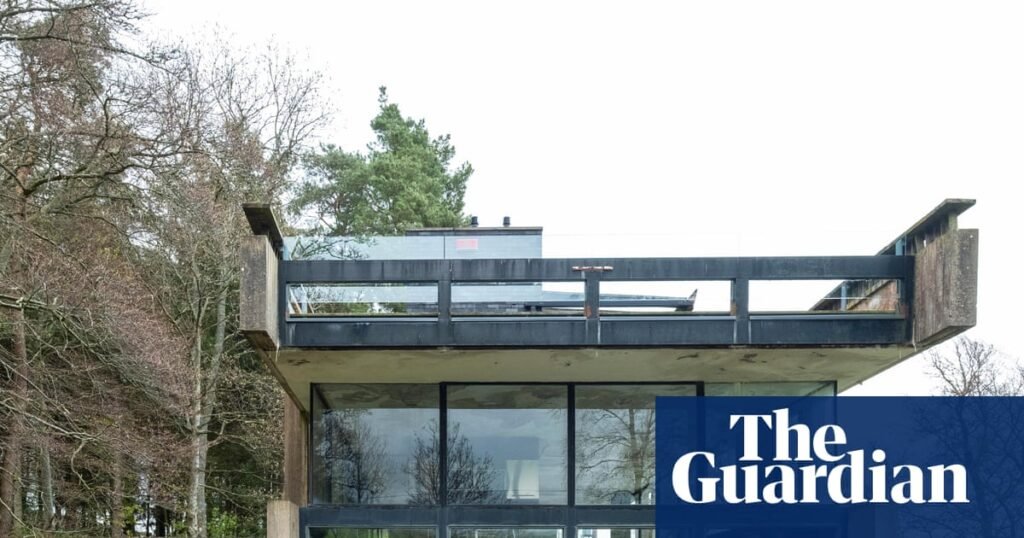 Heritage groups try to save decaying modernist studio in Scottish Borders | Heritage