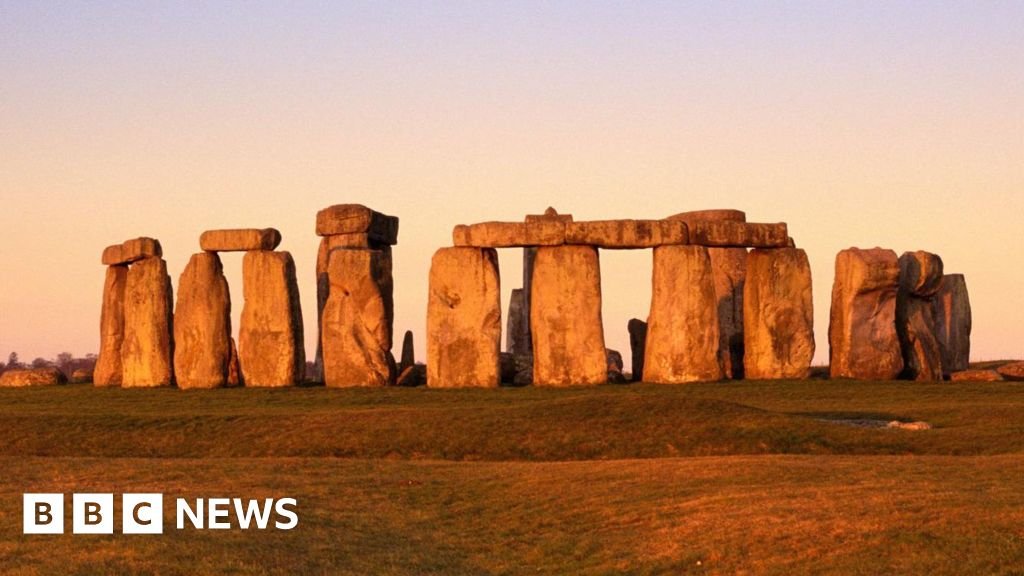 Humans took boulders from Wales to Stonehenge, study finds