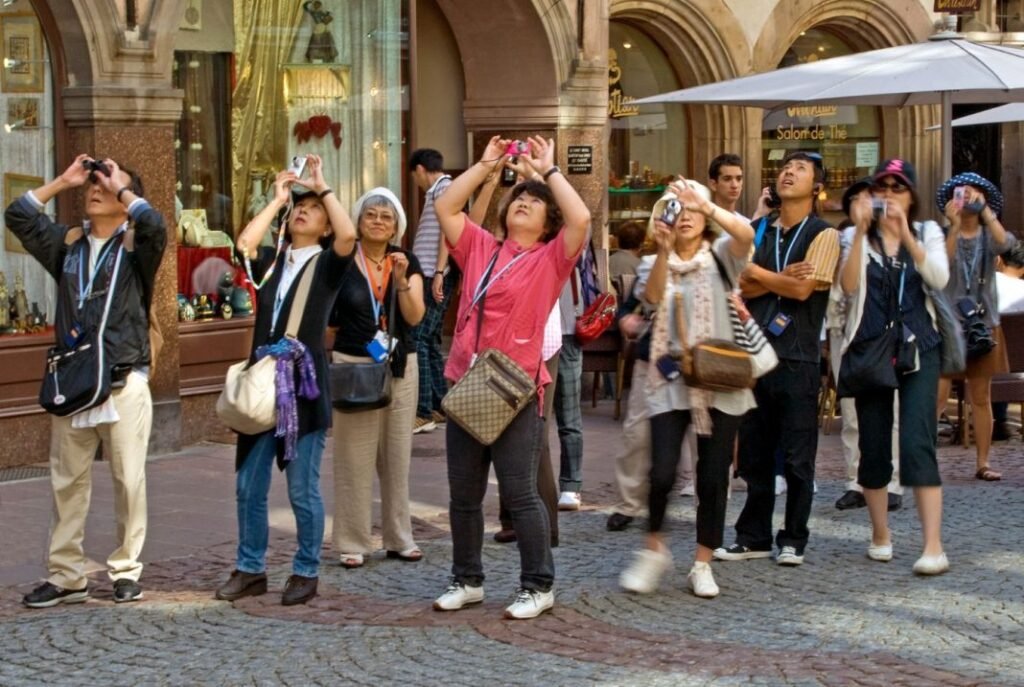 Japanese travelers to increase their spending on holiday
