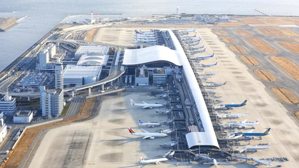 Kansai International Airport (KIX) in Japan Built on Artificial Island is Sinking