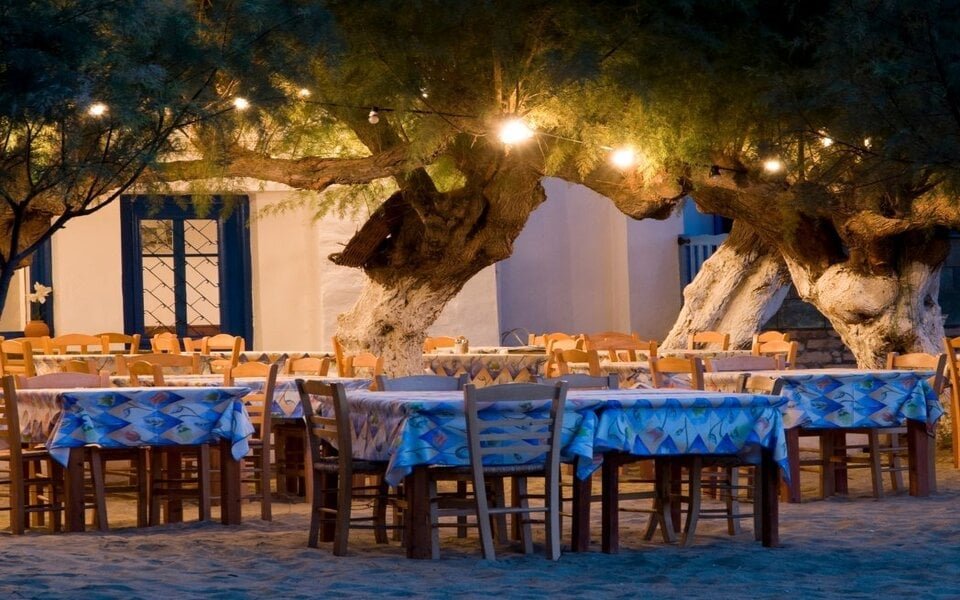 Most Greek vacationers avoiding islands