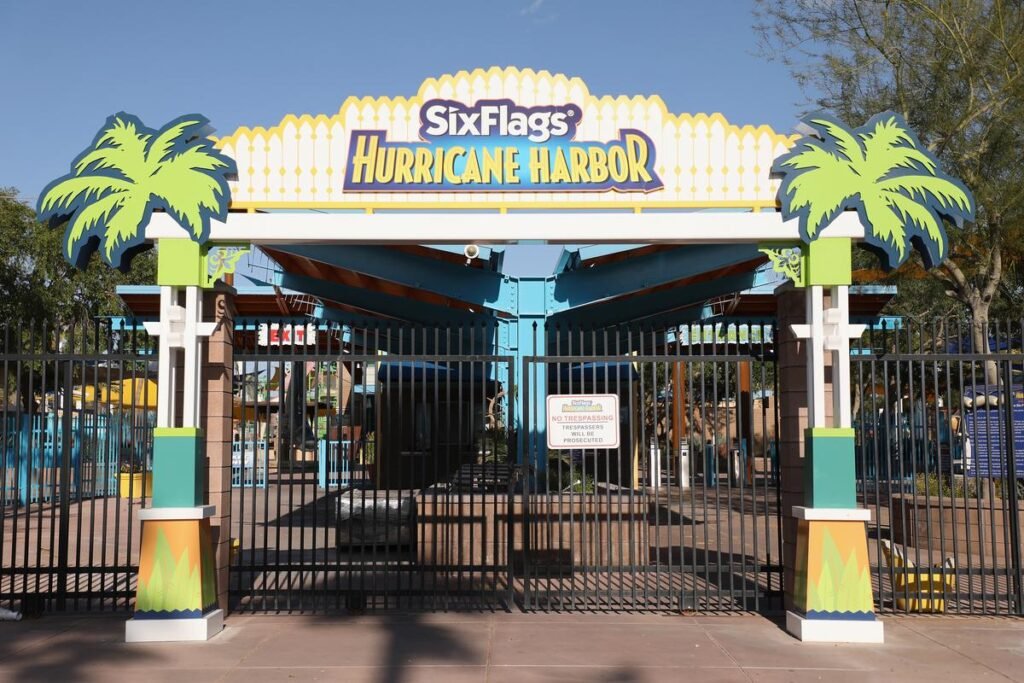 People Compaining About Long Lines