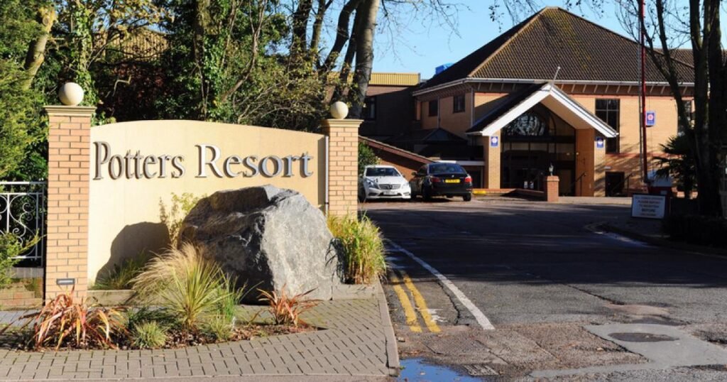 Potters Resort in Hopton-on-Sea named best holiday park