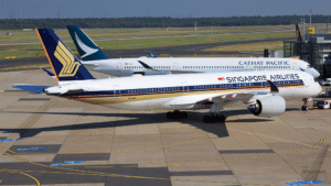 Singapore Airlines, Cathay Cancel Flights to and from Hong Kong Amid Cyclone