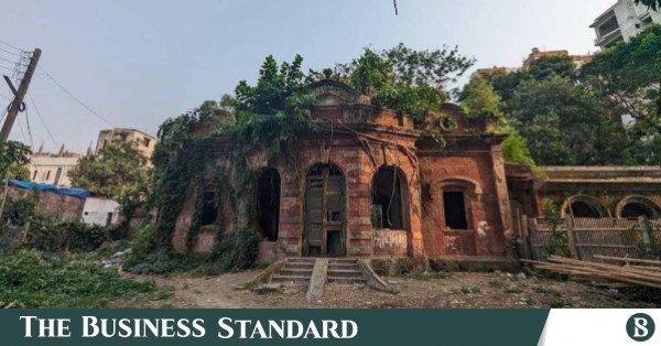 The Mymensingh house might not belong to Satyajit Ray's family, but there’s little to celebrate