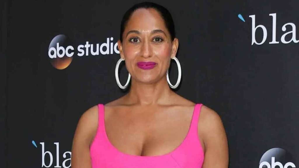 Tracee Ellis Ross shares round of sun-soaked bikini photos from Italian vacation — see