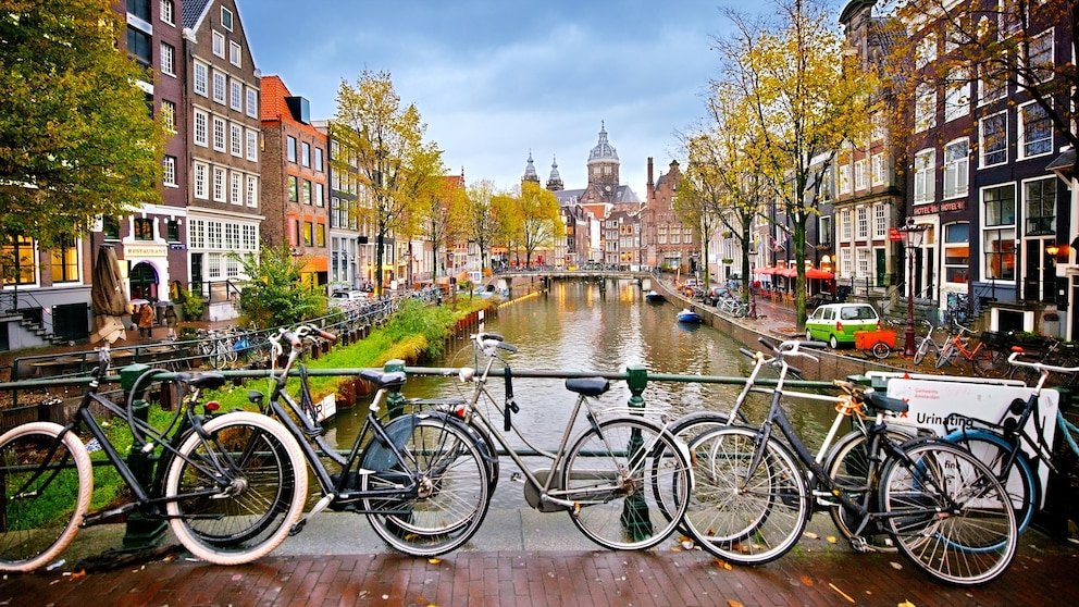 What to know about secondhand travel booking: Expert tips to get discounts on dream destinations