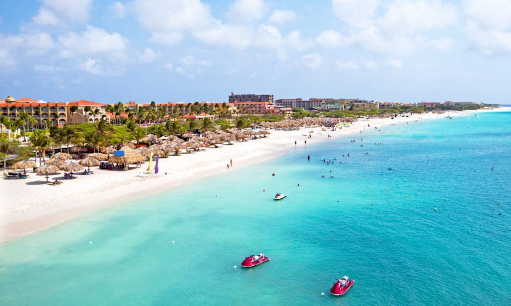 Aruba: A High-End Barefoot Luxury Destination