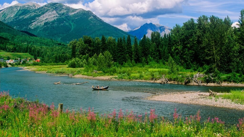 British Columbia’s Crowsnest Highway is perfect for an idyllic road trip