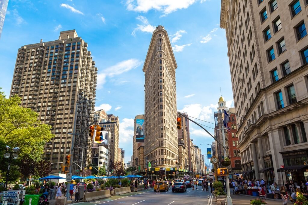 Flatiron Building Will Light Up for the First Time in 123 Years