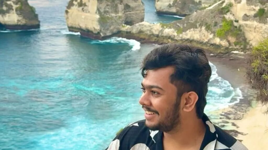 I'm 25 years old and spend more than half my income on vacations - I've traveled to 11 countries in a year