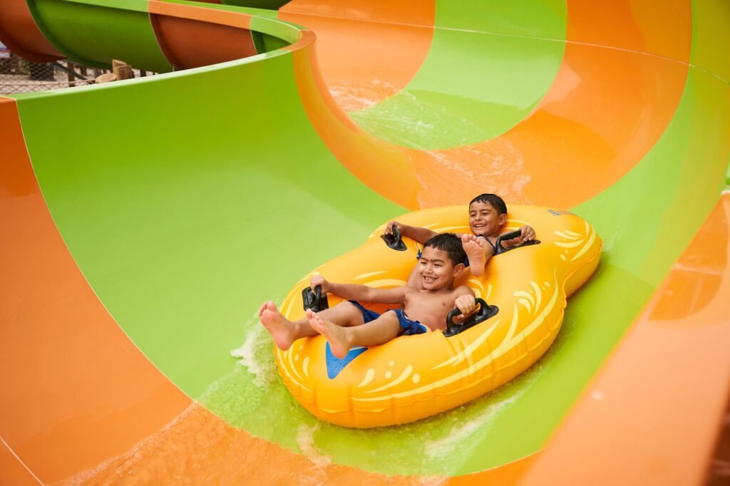 splash island hurricane harbor arlington