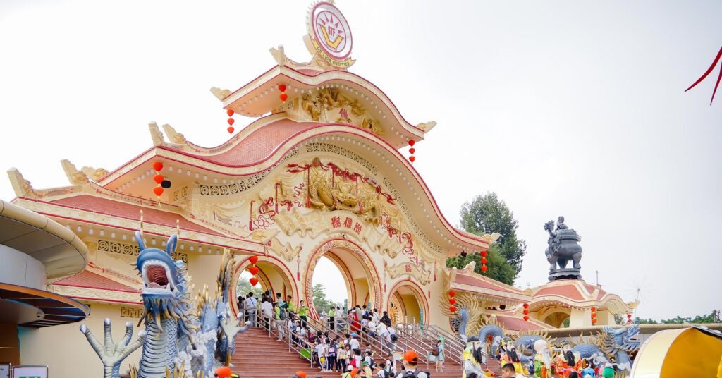 Suoi Tien at 30 – a national dream shaped by culture and passion