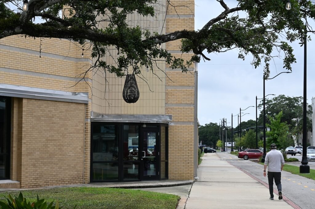 Tech firm behind theme park rides investing $6.4 million in new Mobile headquarters