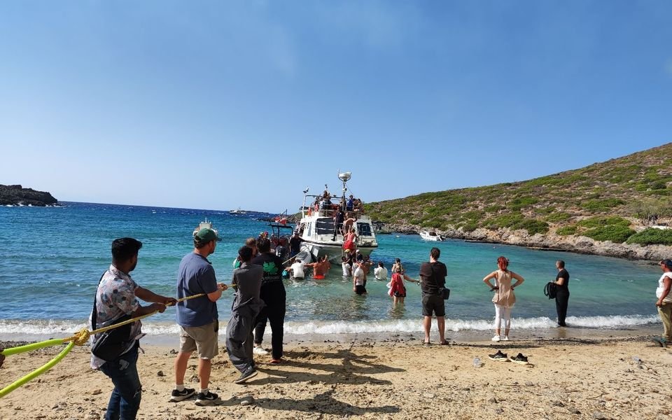 The island of Kythera returns the favor