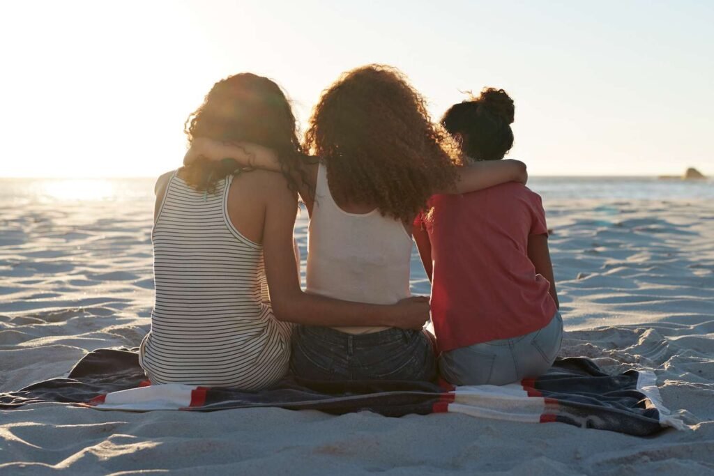 Woman Says Friend Won’t Speak to Her Because She Wouldn’t Shorten Vacation