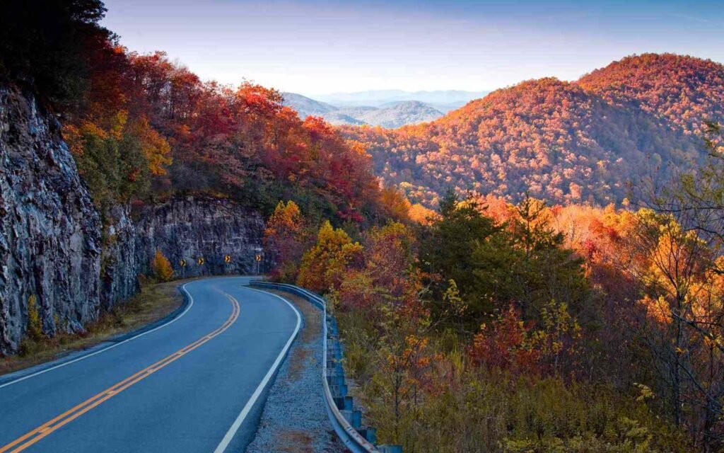 14 Fall Road Trips for Stunning Scenery Around the U.S.