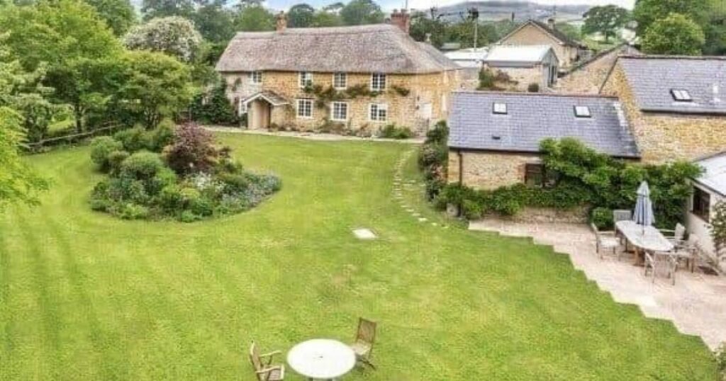 Chideock Grange holiday cottage wins ROSE award 2025