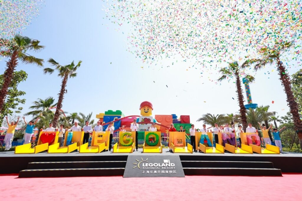 Legoland Shanghai Resort draws big crowds in first summer - Travel