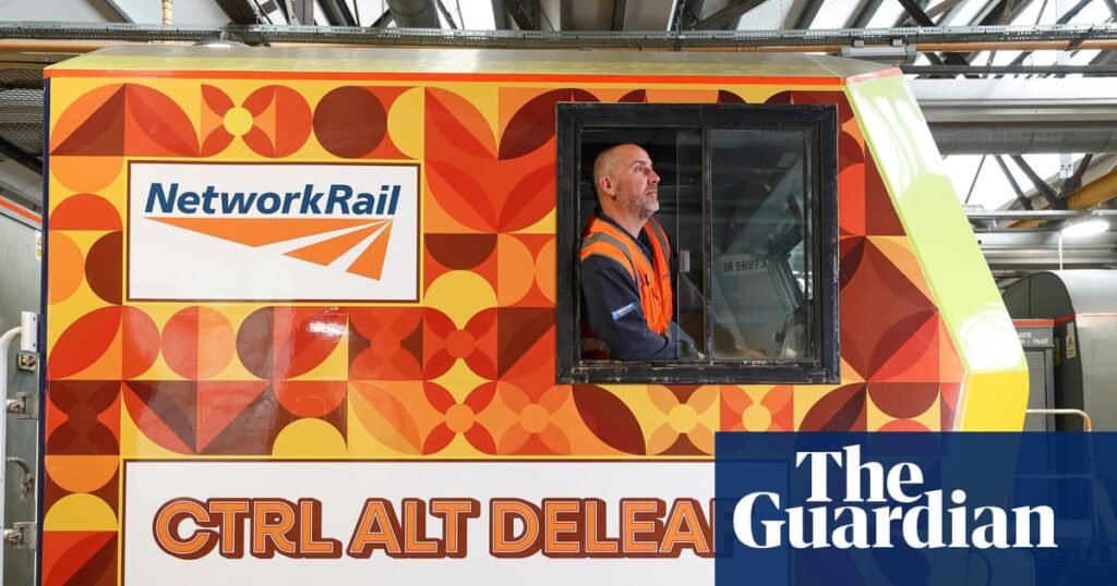 Train named Ctrl Alt Deleaf to help blast billions of leaves from Great Britain’s tracks | Rail transport