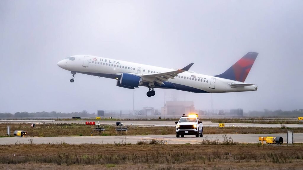 Will Delta Air Lines Replace Its Boeing 717s With The Airbus A220?