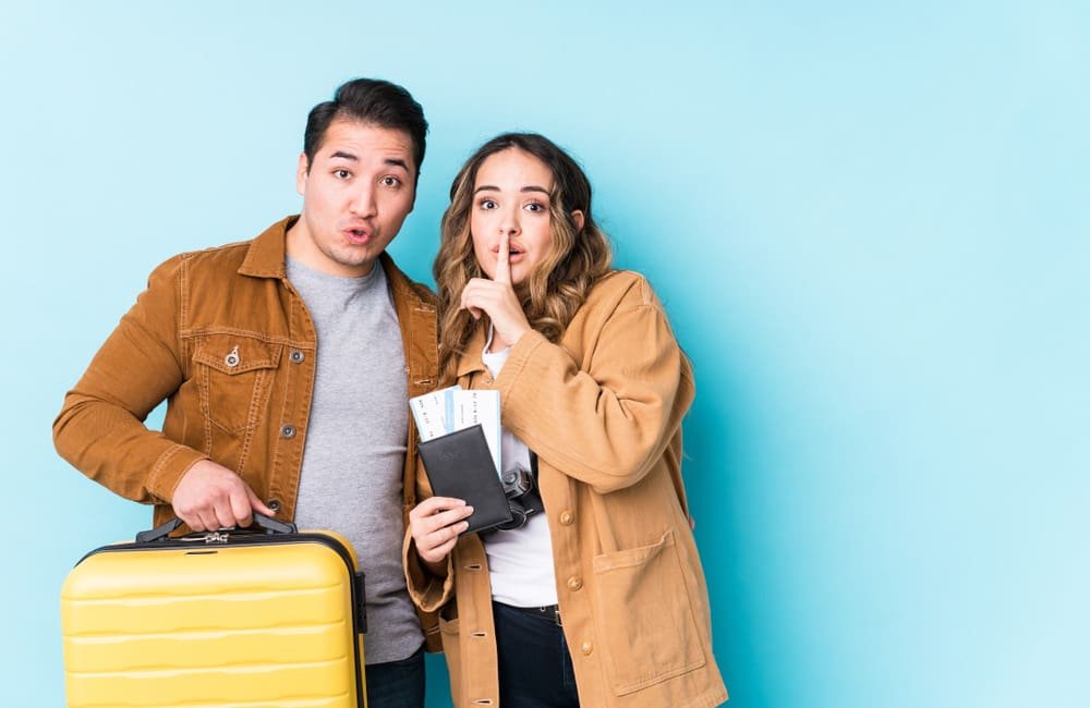 1 in 4 Aussies admit to lying about holiday costs to impress