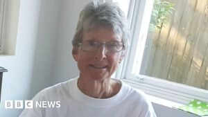 Daughter criticises Australia cruise operator after mother dies on island