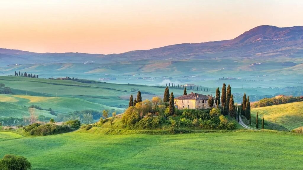 How To Buy A Tuscan Villa, Day Of The Dead Hotels And More Travel News