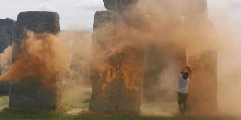 Just Stop Oil activists who sprayed Stonehenge with orange powder cleared as they make ‘magic trick’ boast