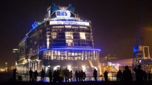 Royal Caribbean Cruises (RCL) Down 7% After Earnings