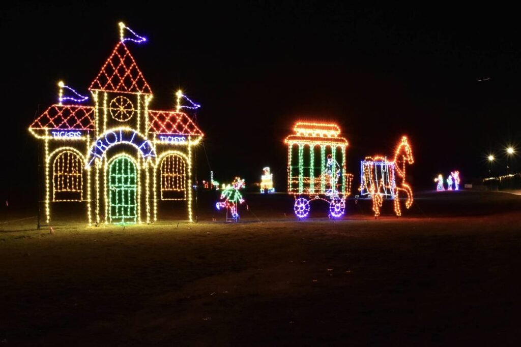 Take A Short Roadtrip To See Winter Magic Come Alive With Over A Hundred Displays At The Enchanting Drive Thru Experience