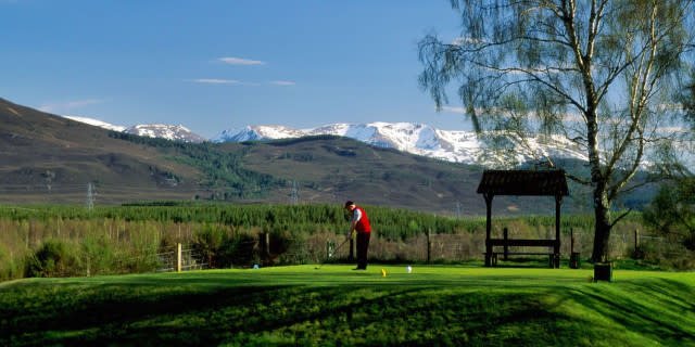 The golf courses with the best views