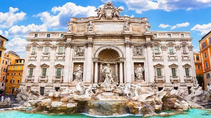 When is the Best Time to Visit Italy? Tips for a Crowd-Free Vacation