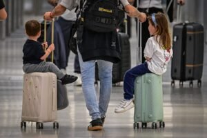 Campaign for air travel civility relies on return of stigma