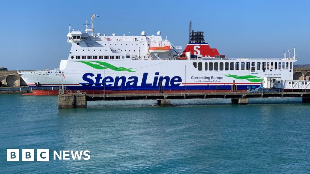 DFDS Jersey ferry contract to be reviewed due to concerns