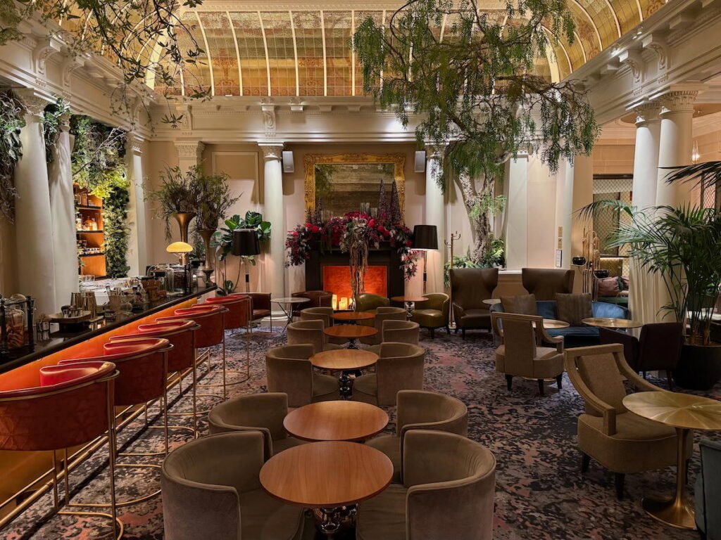 Hyatt's Hotel Du Louvre Paris: Solid Old World Hotel, With Lots Of Suites