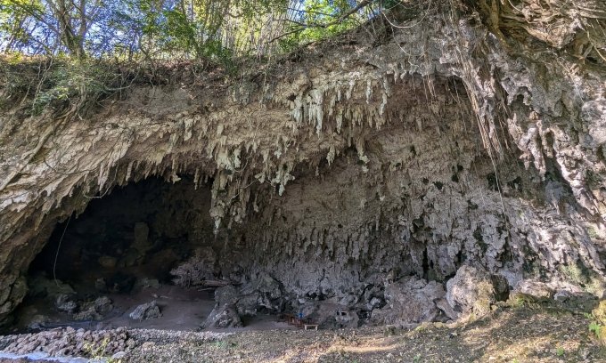 Indonesian man lives for 40 years in cave