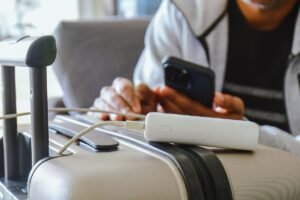 Man catches fire at Melbourne airport business lounge after power bank explodes
