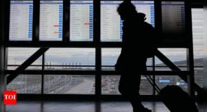 'Mass chaos': US transport secretary Sean Duffy warns shutdown could force airspace closure - what it means