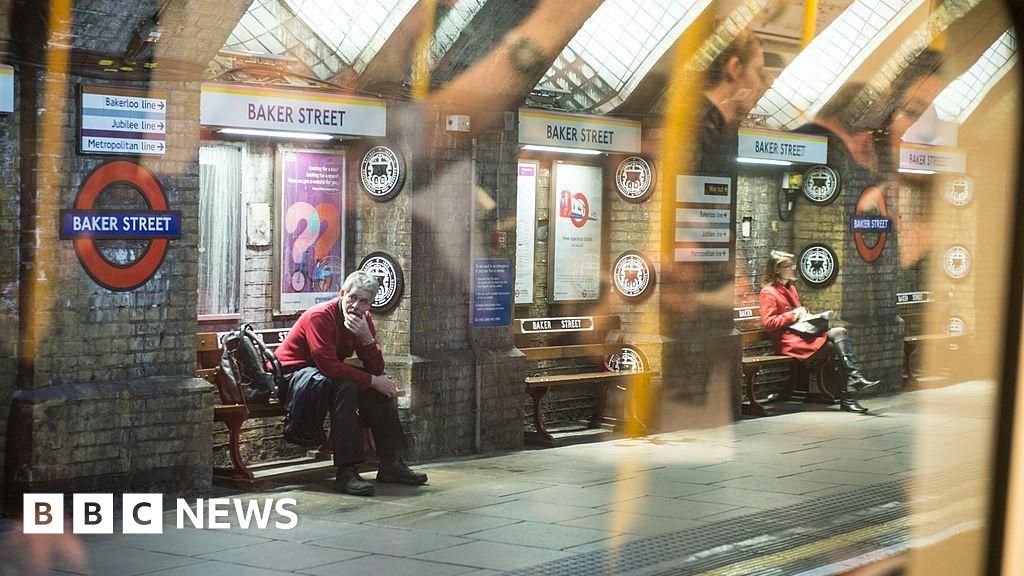 Metropolitan line shut between Baker St and Aldgate until 9 November