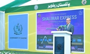 PM inaugurates upgraded Shalimar Express and facilities at Karachi’s Cantt Station - Pakistan
