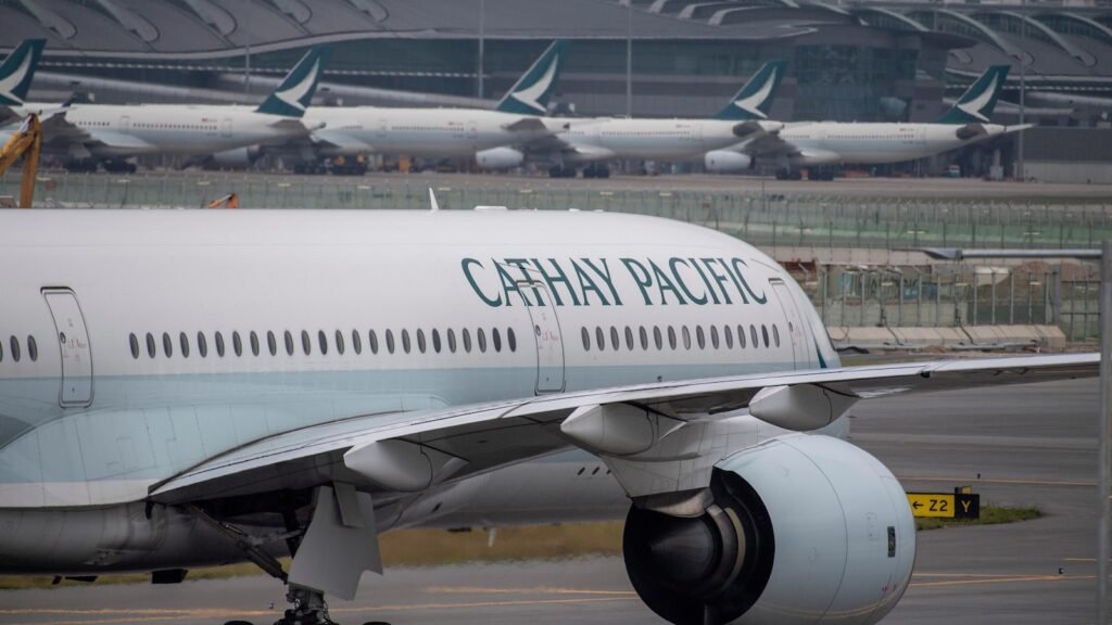 Qatar Airways to sell its holdings in Hong Kong's Cathay Pacific for $896 million