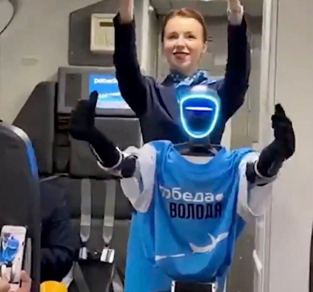 Russian Airline Operates Flight With Humanoid Robot Flight Attendant Helper