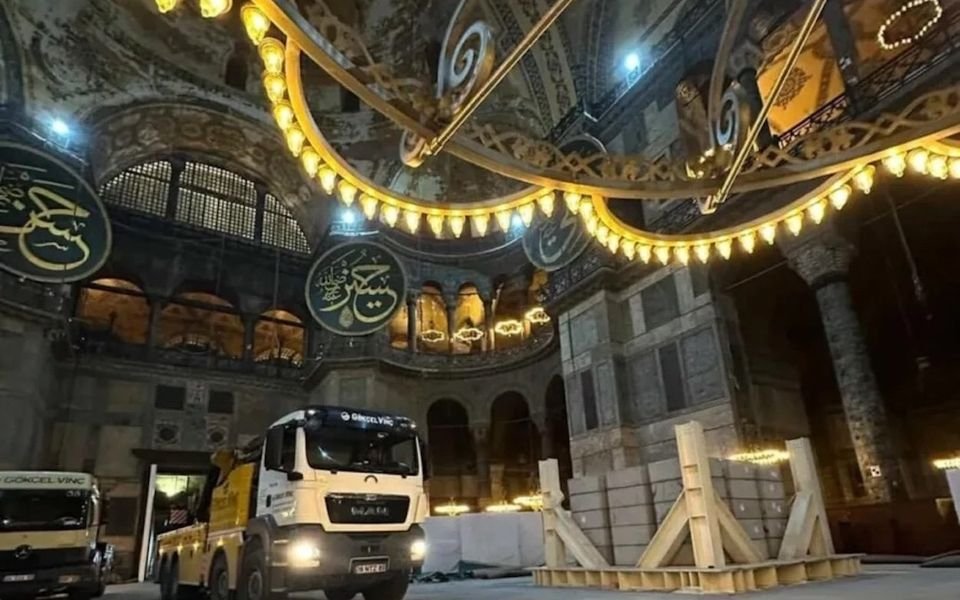 Turkish authorities seek to calm Hagia Sophia concerns